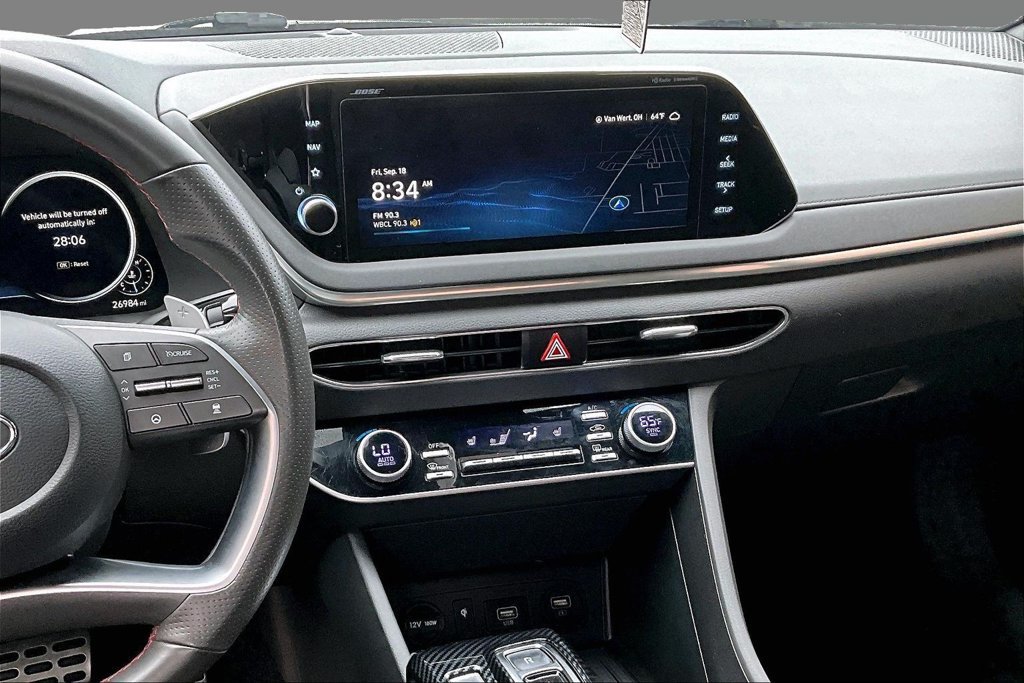 Used 2023 Hyundai Sonata SEL Plus w/ Cargo Package FWD image 3