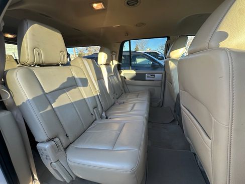 Used 2013 Ford Expedition EL XLT image 21