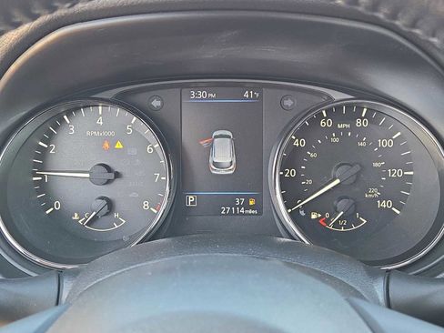 Used 2021 Nissan Rogue Sport SV image 23