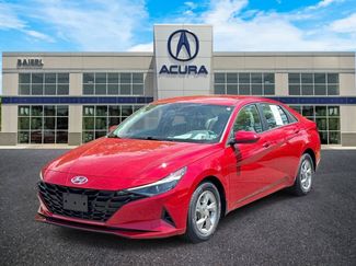 Used 2023 Hyundai Elantra SE FWD video 1