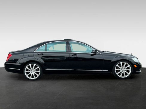 Used 2013 Mercedes-Benz S 550 4MATIC image 8