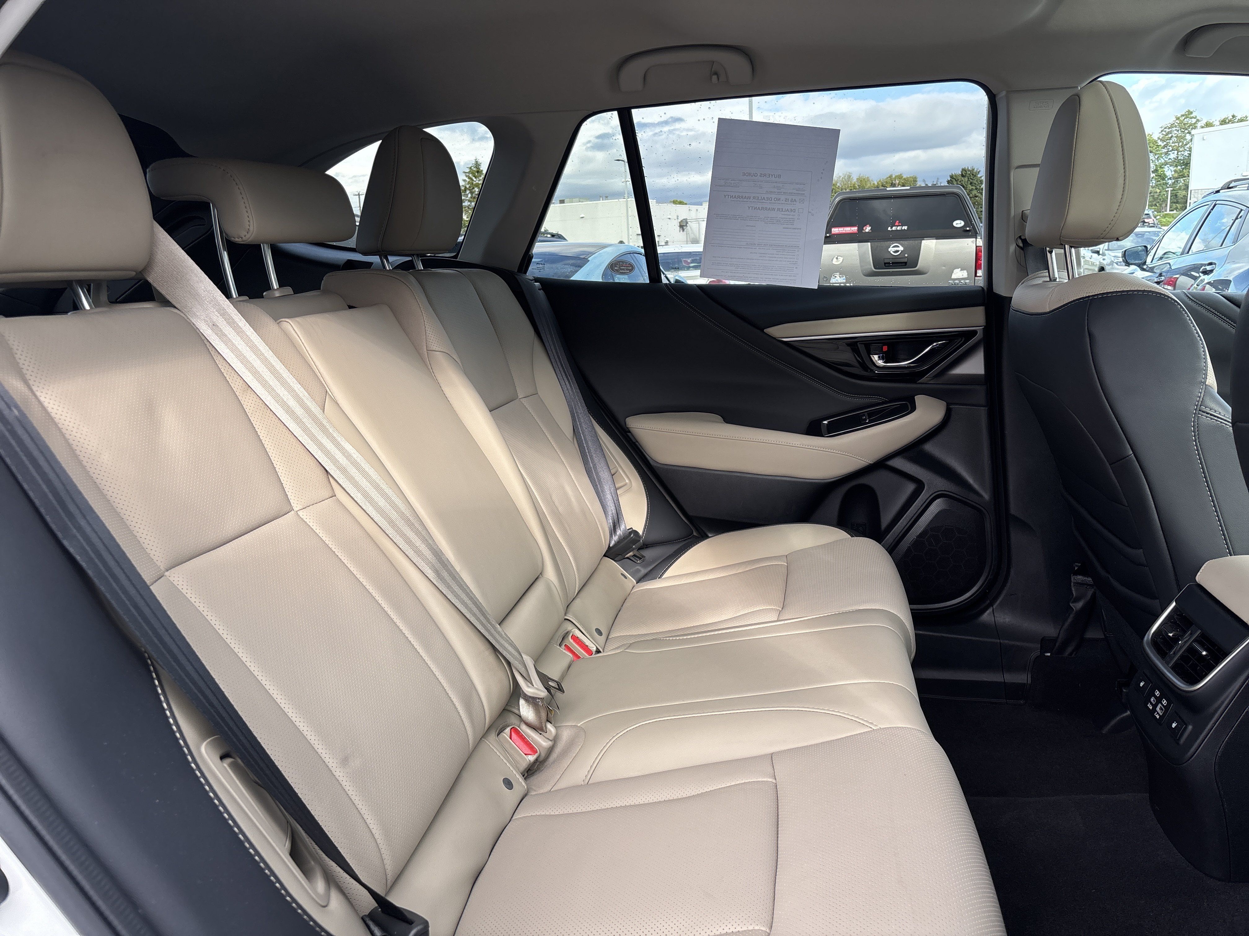 Used 2025 Subaru Outback Limited AWD/4WD image 21