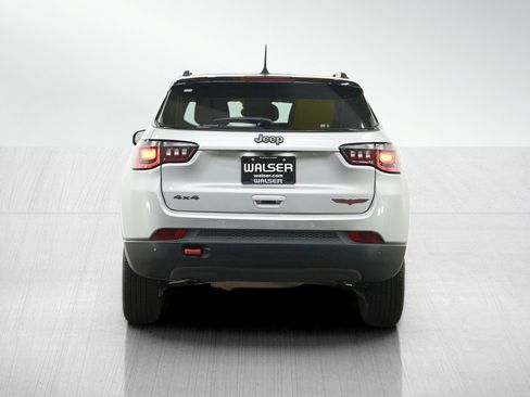 Used 2025 Jeep Compass Trailhawk AWD/4WD image 5