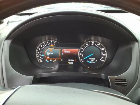 Used 2018 Ford Explorer Platinum AWD/4WD image 18