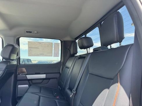 New 2026 Ford F250 Lariat w/ Black Appearance Package AWD/4WD image 15