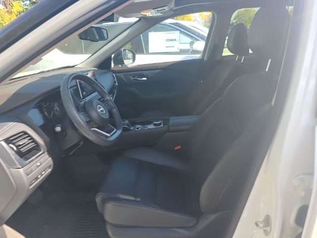 Certified 2023 Nissan Rogue SL AWD/4WD image 2