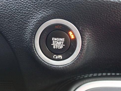 Used 2022 Dodge Challenger SXT w/ Blacktop Package image 28