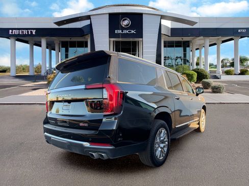 Used 2025 GMC Yukon XL Denali AWD/4WD image 2