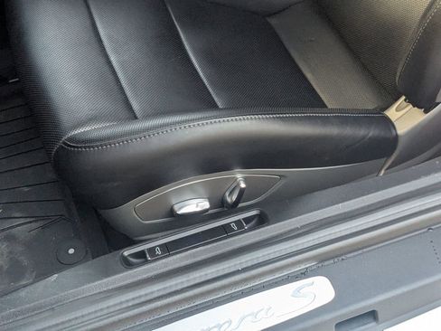 Used 2017 Porsche 911 Carrera S image 30