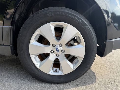 Used 2012 Subaru Outback 2.5i Limited AWD/4WD image 9