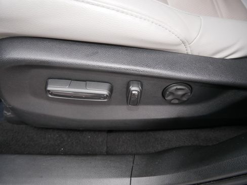 Used 2019 Honda CR-V EX-L image 19