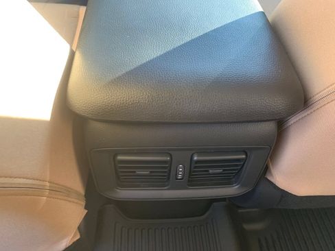 New 2025 Toyota RAV4 XLE w/ Convenience Package AWD/4WD image 28