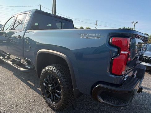 New 2026 Chevrolet Silverado 3500 LTZ w/ LTZ Plus Package AWD/4WD image 11