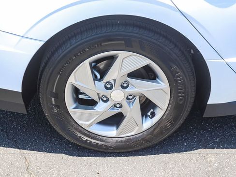 Certified 2025 Hyundai Sonata SE FWD image 11