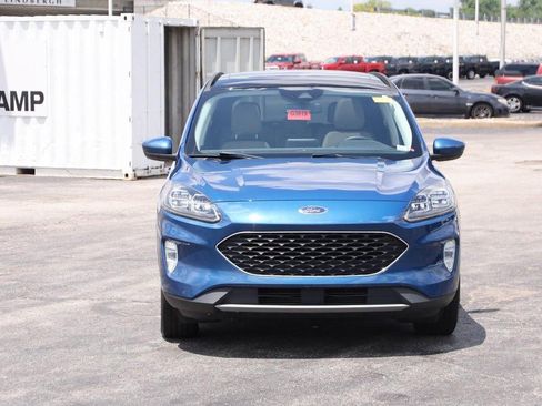 Used 2022 Ford Escape Titanium w/ Class II Trailer Tow Package AWD/4WD image 4