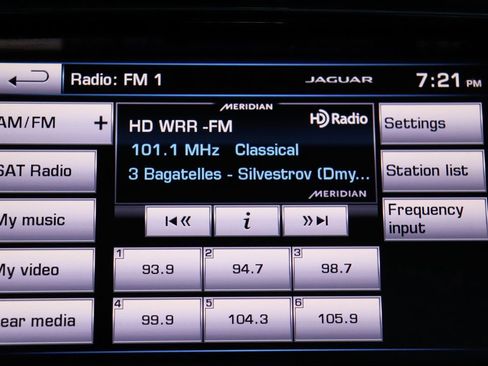 Used 2014 Jaguar XJ L Portfolio image 25