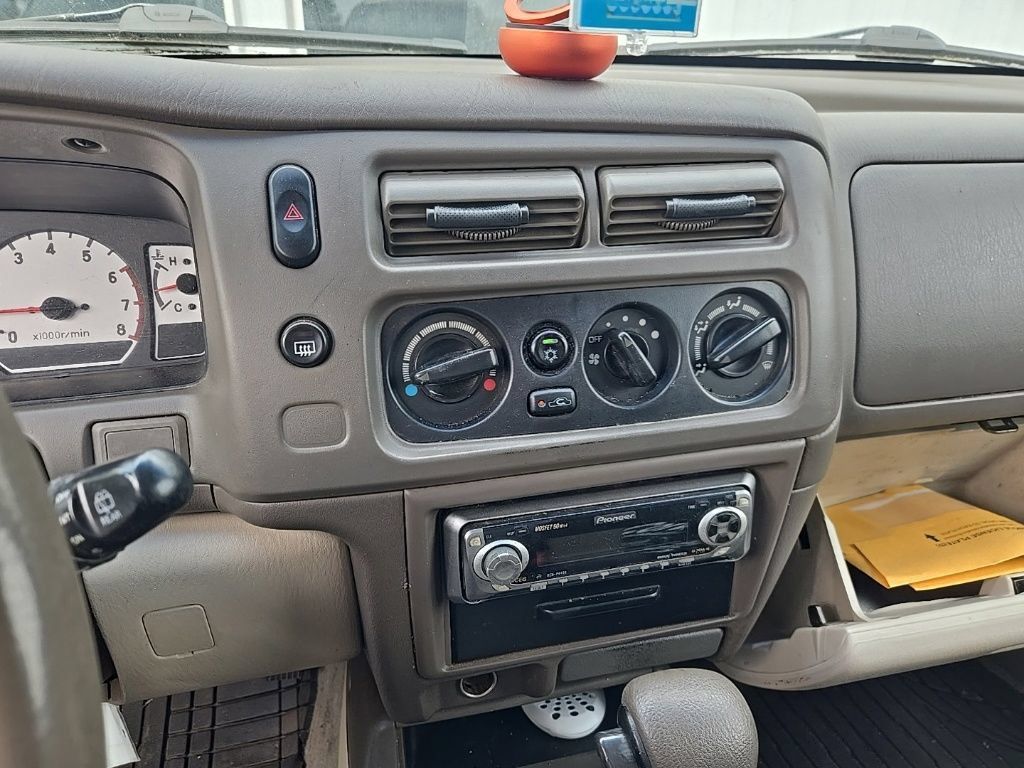Used 2003 Mitsubishi Montero Sport ES AWD/4WD image 11