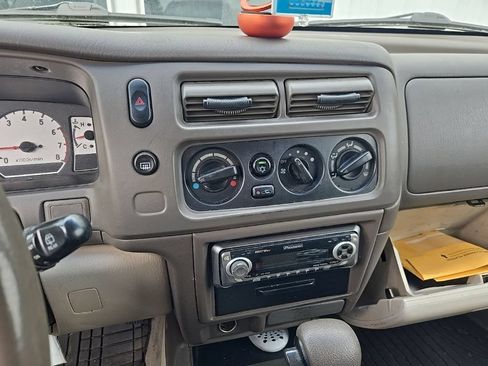 Used 2003 Mitsubishi Montero Sport 4WD image 11