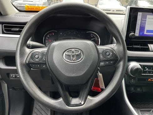 Used 2025 Toyota RAV4 LE FWD image 16