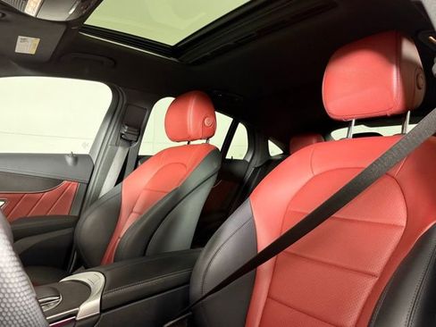 Used 2023 Mercedes-Benz GLC 300 4MATIC Coupe image 5