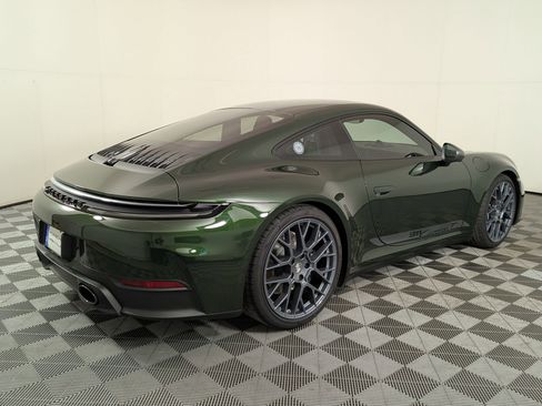 New 2026 Porsche 911 Carrera T image 10