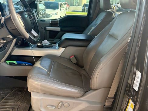 Used 2015 Ford F150 Lariat w/ Equipment Group 501A Mid RWD image 4