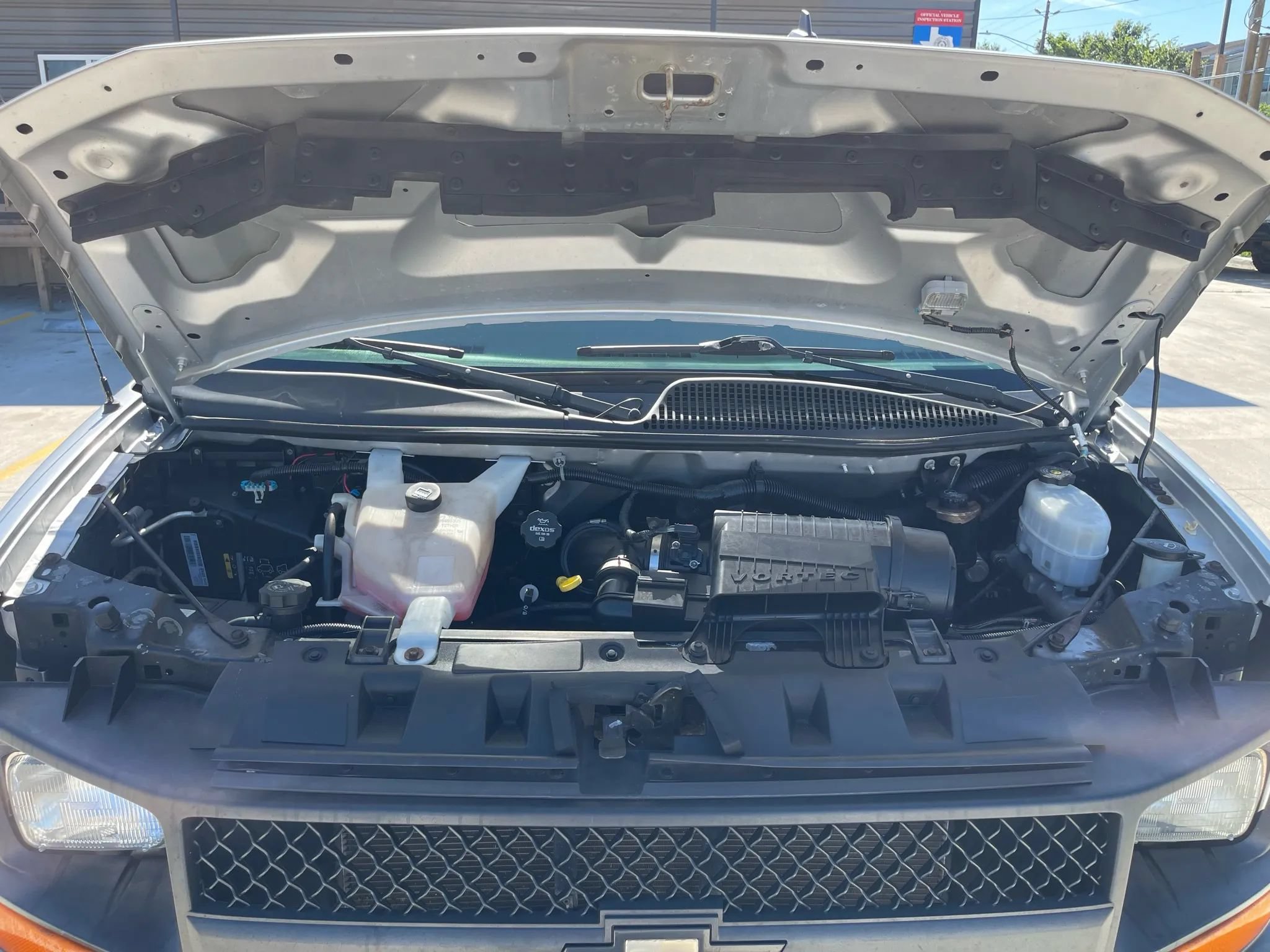 Used 2016 Chevrolet Express 2500 LS RWD image 15