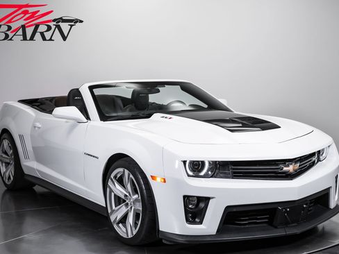 Used 2013 Chevrolet Camaro ZL1 RWD image 7