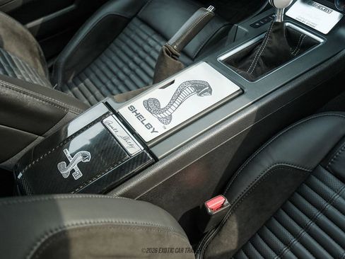 Used 2010 Ford Mustang Shelby GT500 RWD image 39