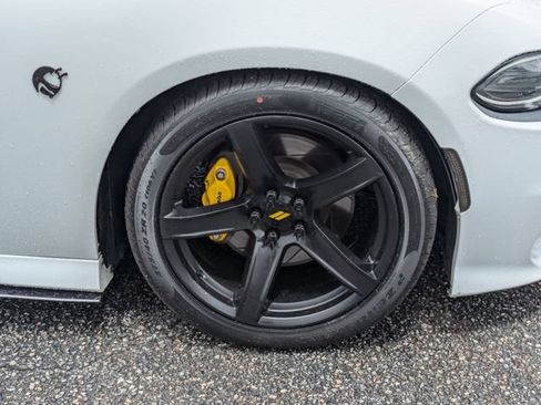 Used 2020 Dodge Charger Scat Pack RWD image 12