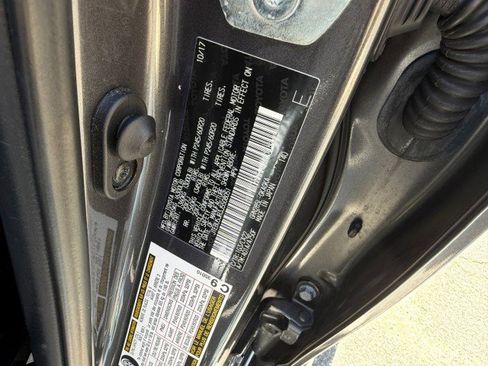 Used 2018 Toyota 4Runner Limited image 41