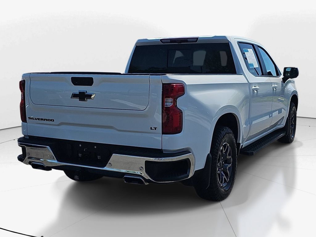 Used 2022 Chevrolet Silverado 1500 LT AWD/4WD image 6