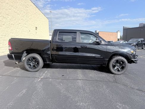 Used 2020 RAM 1500 Big Horn AWD/4WD image 6
