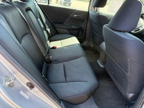Used 2014 Honda Accord LX image 18