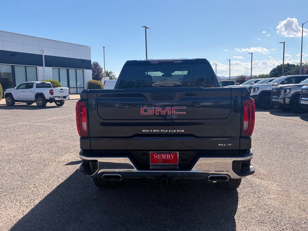 Used 2023 GMC Sierra 1500 SLT w/ X31 Off-Road Package AWD/4WD image 6