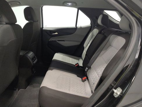 Used 2023 Chevrolet Equinox LS AWD/4WD image 18