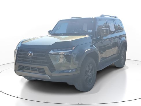 Used 2024 Lexus GX 550 GX 550 Overtrail+ image 2