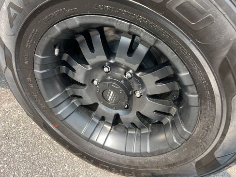 Used 2012 Chevrolet Suburban LT AWD/4WD image 9
