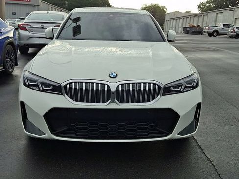 Used 2024 BMW 330i Sedan w/ M Sport Package RWD image 2