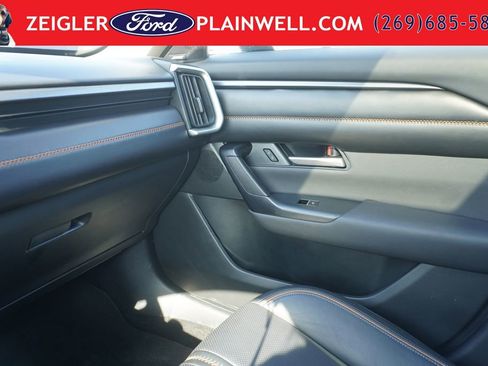 Used 2025 MAZDA CX-50 AWD 2.5 Hybrid w/ Premium Pkg image 34