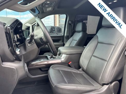 Used 2025 Chevrolet Silverado 2500 LTZ w/ LTZ Convenience Package AWD/4WD image 16