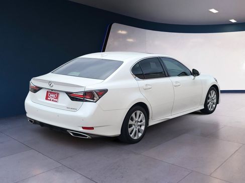 Used 2017 Lexus GS 200t w/ Premium Package RWD image 5