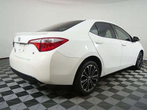 Used 2016 Toyota Corolla S image 3