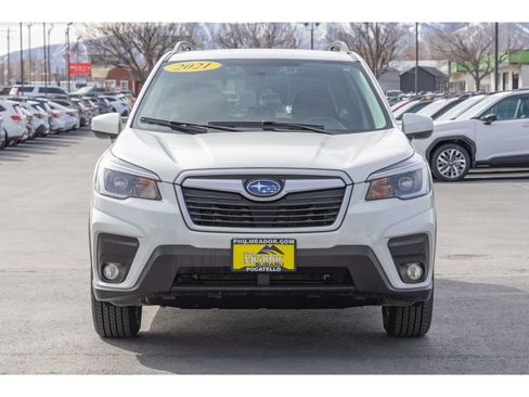 Used 2021 Subaru Forester Premium image 8