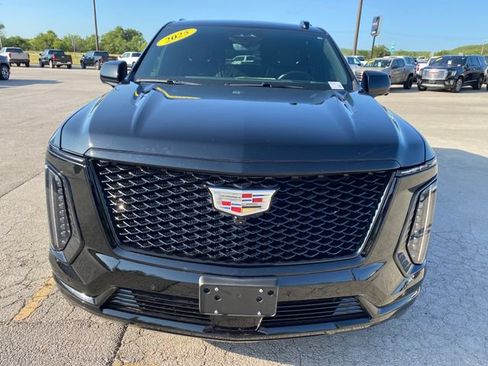 Used 2025 Cadillac Escalade Sport w/ Touring Package AWD/4WD image 9