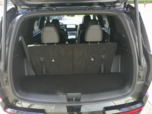 Used 2024 Hyundai Santa Fe Calligraphy image 34