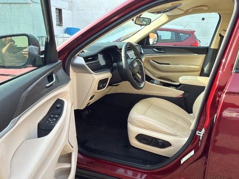 Used 2021 Jeep Grand Cherokee L Limited image 22