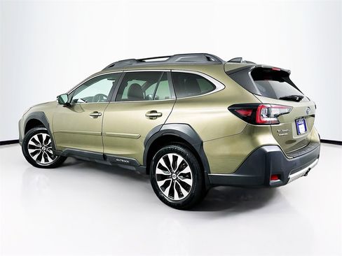 Used 2023 Subaru Outback Limited image 6