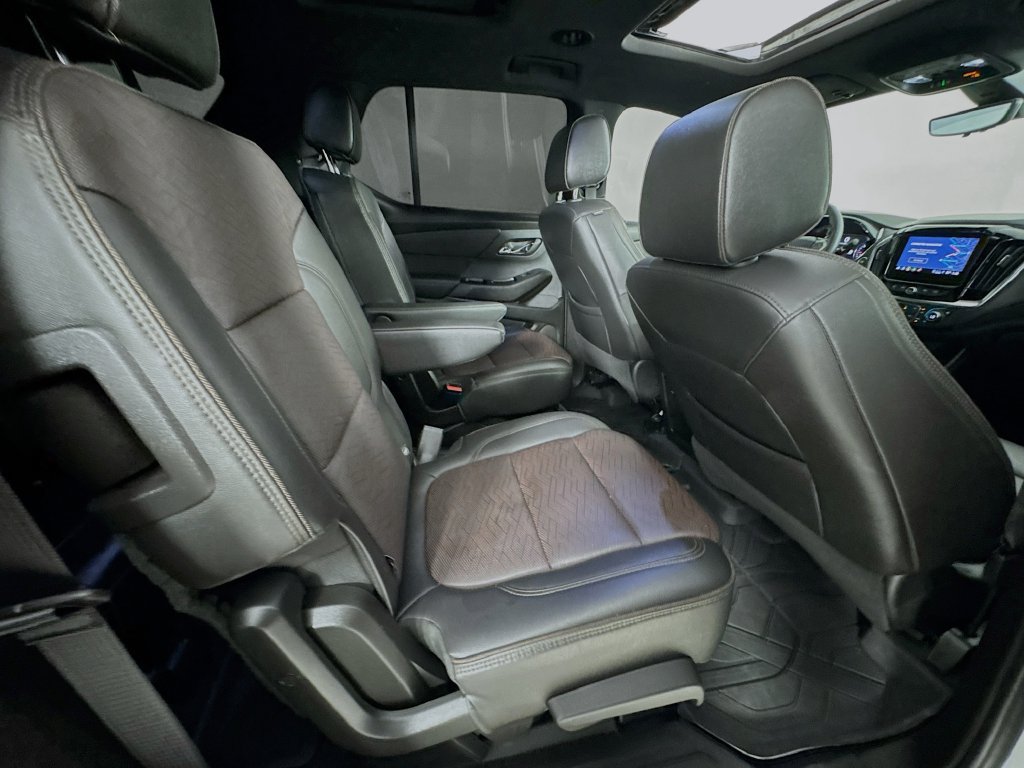 Used 2023 Chevrolet Traverse High Country w/ LPO, Floor Liner Package FWD image 37