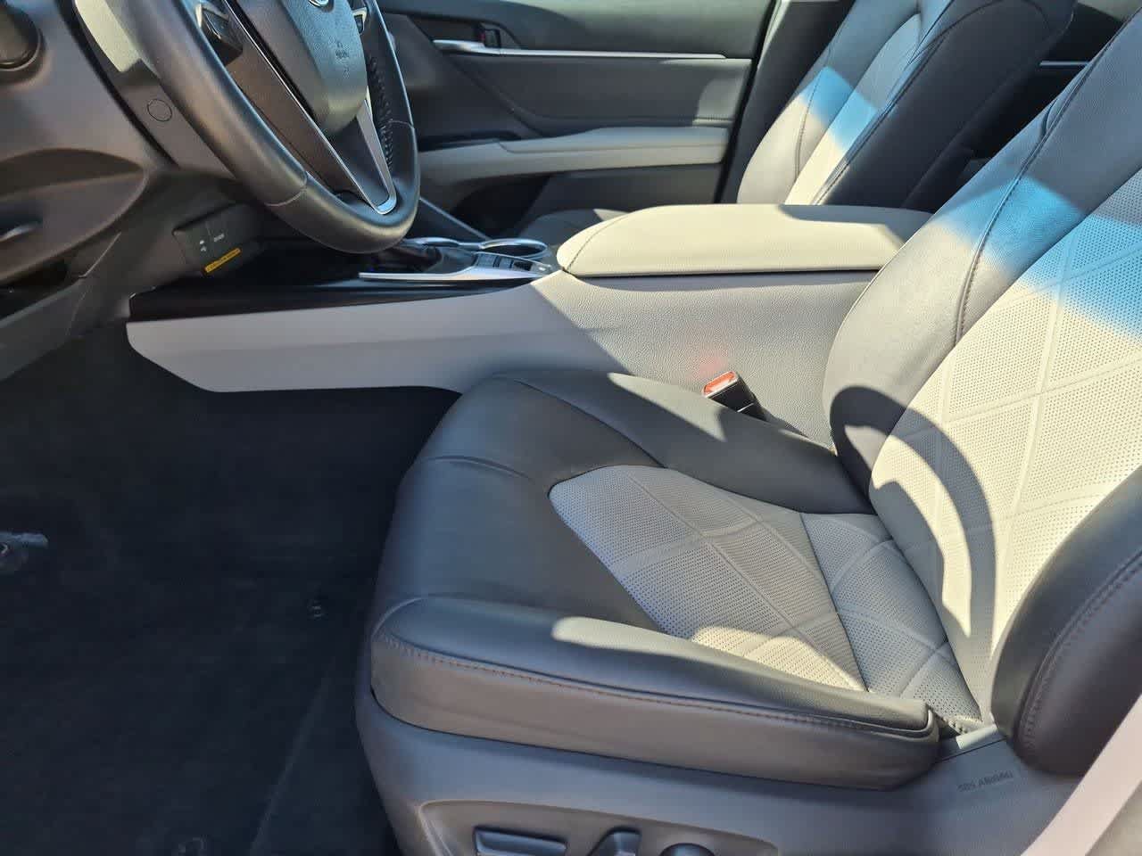 Used 2018 Toyota Camry XLE w/ Driver Assist Package FWD image 8